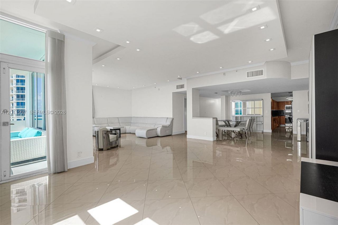 3001 S Ocean Dr , Unit 1611, Hollywood, FL 33019 Photo