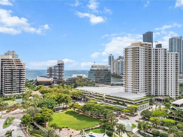 888 Brickell Key Dr , Unit 1702, Miami, FL 33131