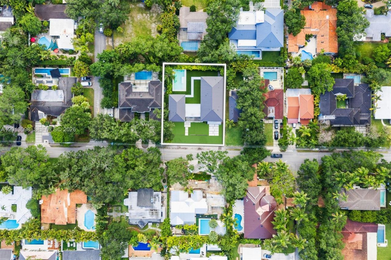 7740 SW 52nd Ave , Miami, FL 33143 Photo