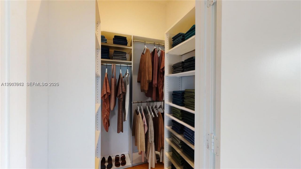 113 NE 6th St , Unit 1101, Fort Lauderdale, FL 33304 Photo