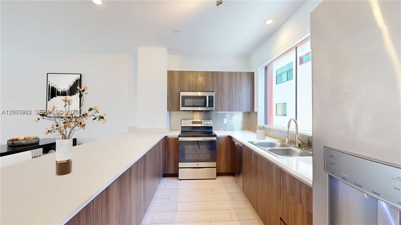 113 NE 6th St , Unit 1101, Fort Lauderdale, FL 33304 Photo