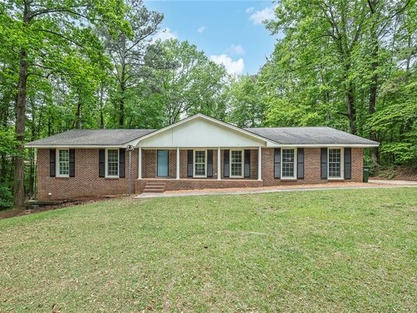 3025 Robertswood Drive , Powder Springs, GA 30127
