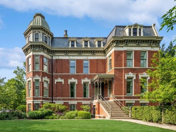 1407 N Hoyne Avenue , Chicago, IL 60622