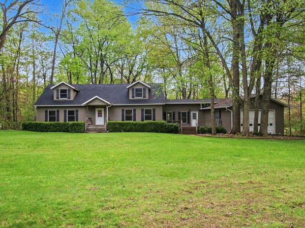 921 Black River Road, Bangor, MI 49013