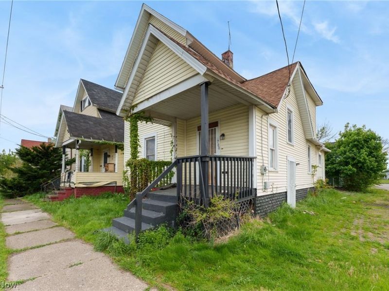 700 8th Street NE, Canton, OH 44704 Photo 2