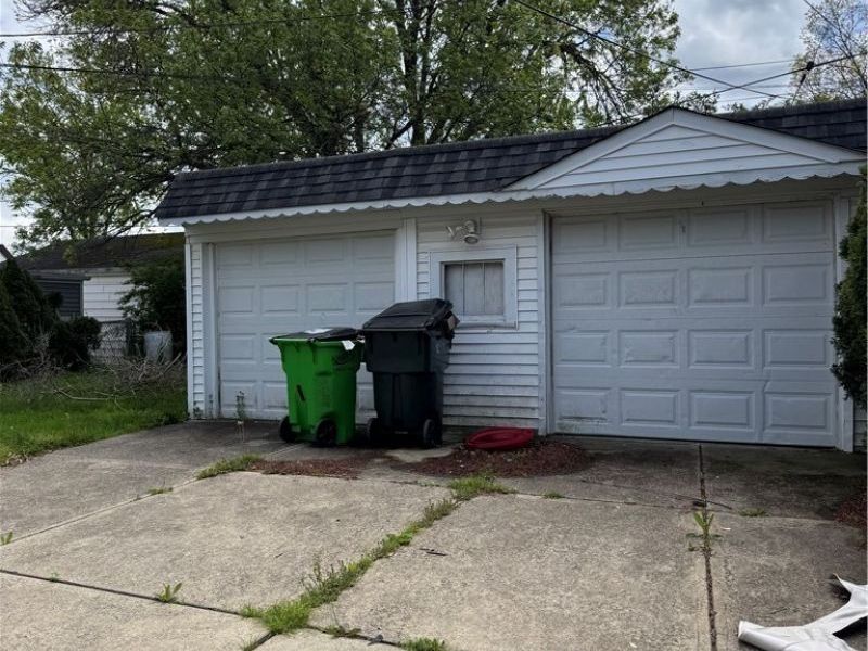 13402 Shady Oak Boulevard , Garfield Heights, OH 44125 Photo 3