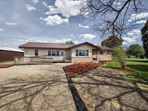 5537 County Road T, Brodhead, WI 53520