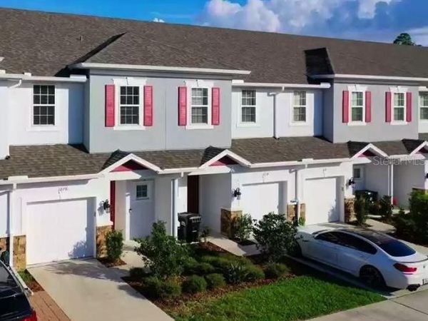 1074 AMBER LEAF TRAIL , WESLEY CHAPEL, FL 33544