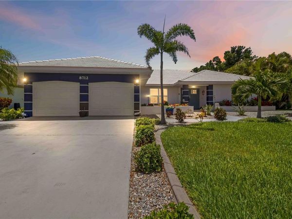 8712 53RD AVENUE W, BRADENTON, FL 34210