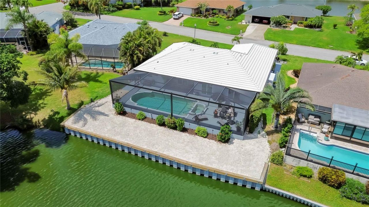 8712 53rd Avenue W, Bradenton, FL 34210 Photo