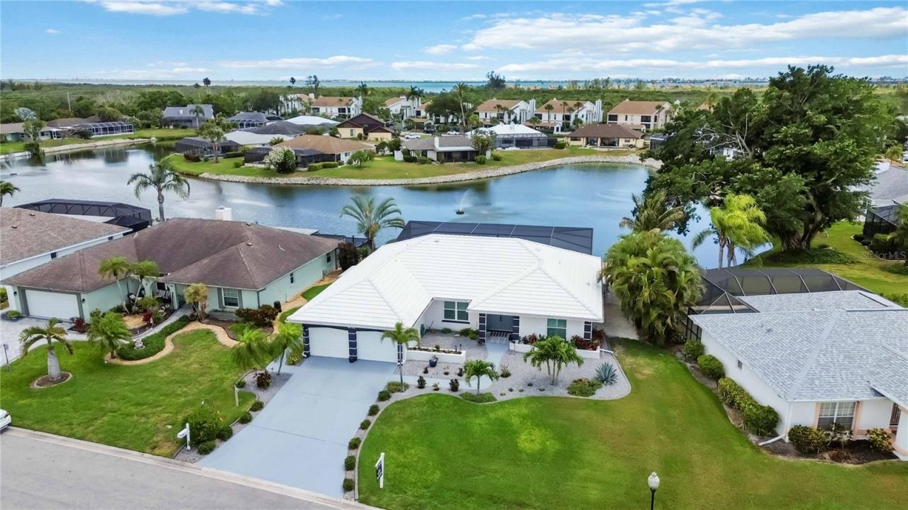 8712 53rd Avenue W, Bradenton, FL 34210 Photo