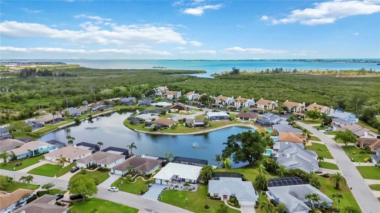 8712 53rd Avenue W, Bradenton, FL 34210 Photo