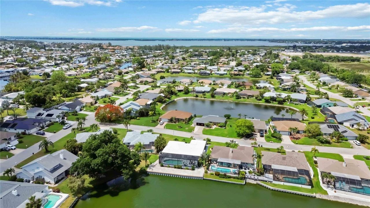 8712 53rd Avenue W, Bradenton, FL 34210 Photo