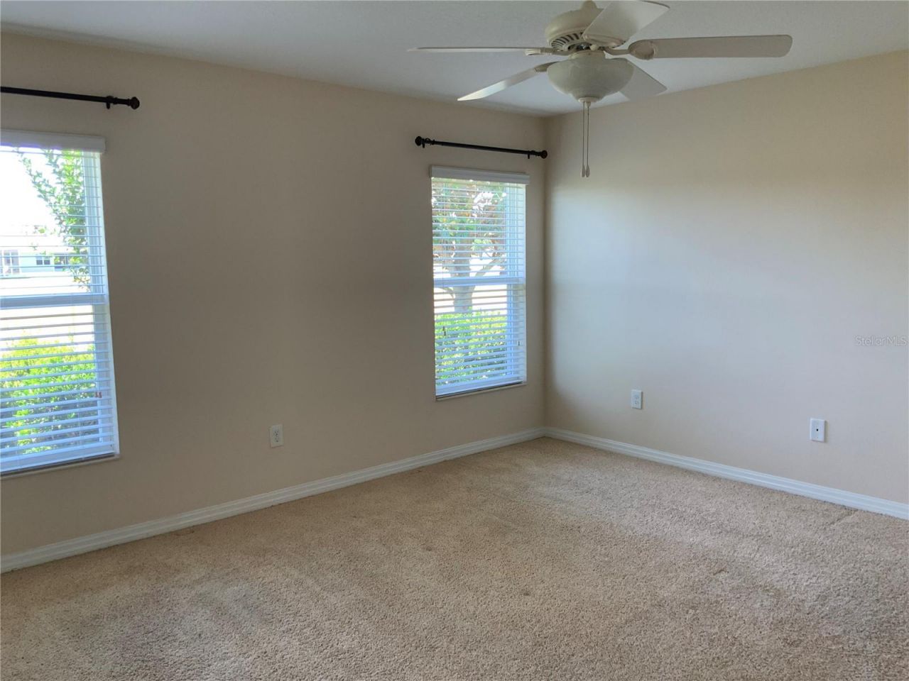 27215 Roanoke Drive, Leesburg, FL 34748 Photo