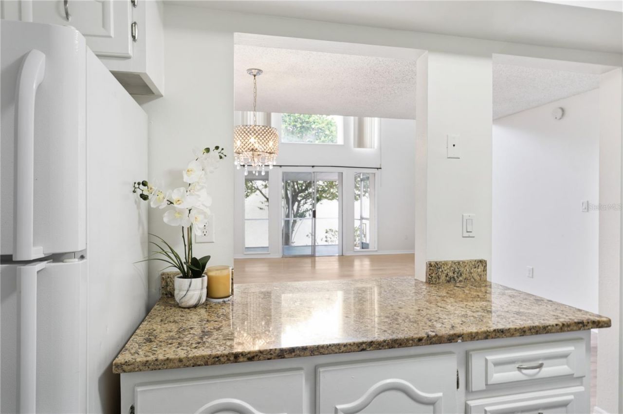 500 Orange Drive, Unit 10, Altamonte Springs, FL 32701 Photo