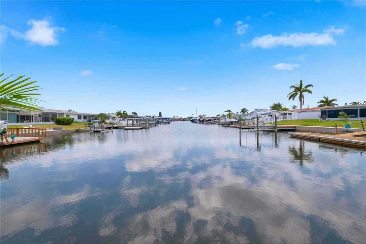 5016 Dory Drive , New Port Richey, FL 34652 Photo
