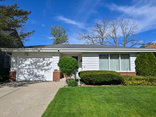 6469 N Garden Grove Ln, Glendale, WI 53209