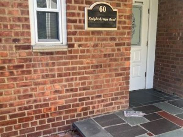60 Knightsbridge Road , Unit 2H, Great Neck, NY 11021