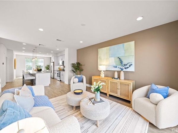 645 W 17th, Costa Mesa, CA 92627