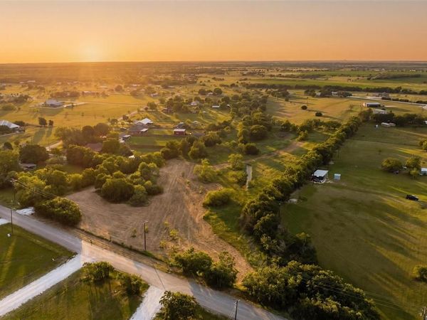 1600 Culpepper Lane , China Spring, TX 76633