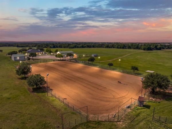 883 N Speegleville Road , Woodway, TX 76712