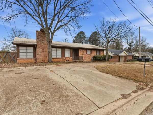 128 Laura Drive, Mineola, TX 75773
