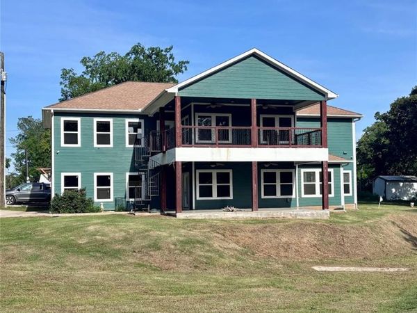 16 Beach Drive , Pottsboro, TX 75076
