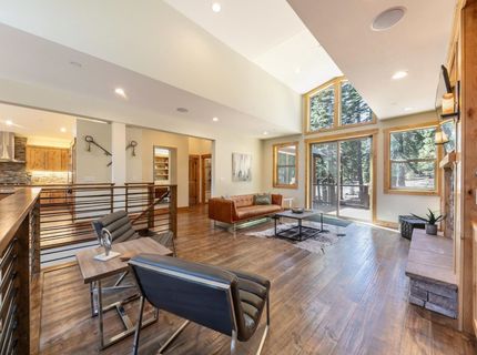 13545 Weisshorn Avenue, Truckee, CA 96161 Photo