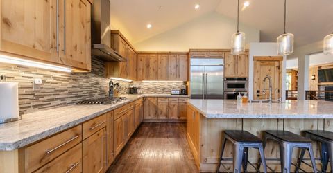 13545 Weisshorn Avenue, Truckee, CA 96161 Photo