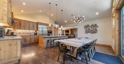 13545 Weisshorn Avenue, Truckee, CA 96161 Photo