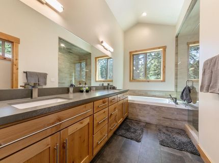 13545 Weisshorn Avenue, Truckee, CA 96161 Photo