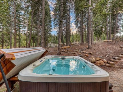 13545 Weisshorn Avenue, Truckee, CA 96161 Photo
