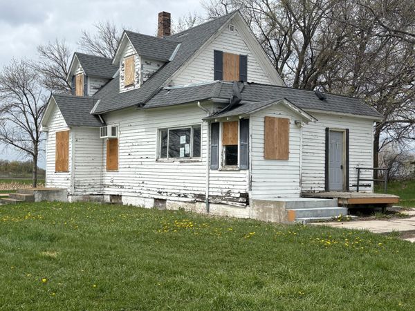 420 Depue Street , Holloway, MN 56249