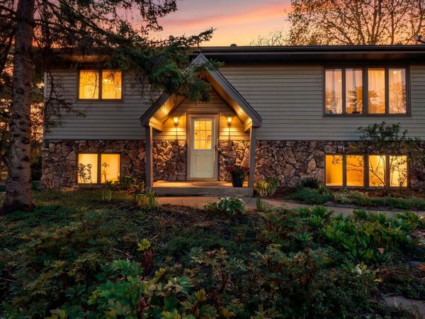 28508 Jocelyn Avenue , Chisago City, MN 55013