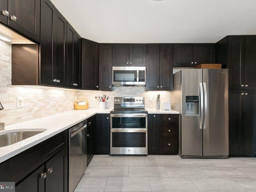 7420 Westlake Terrace, Unit 1505, Bethesda, MD 20817 Main Photo
