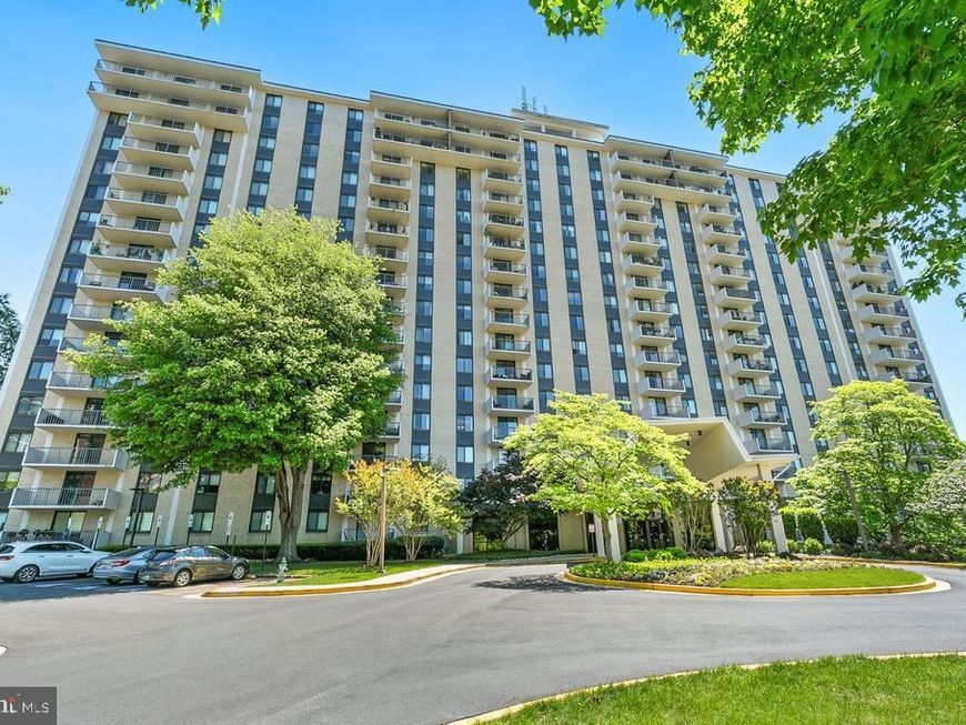 7420 Westlake Terrace, Unit 1505, Bethesda, MD 20817 Main Photo