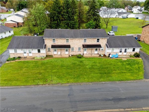 689 Colony Road , Canal Fulton, OH 44614