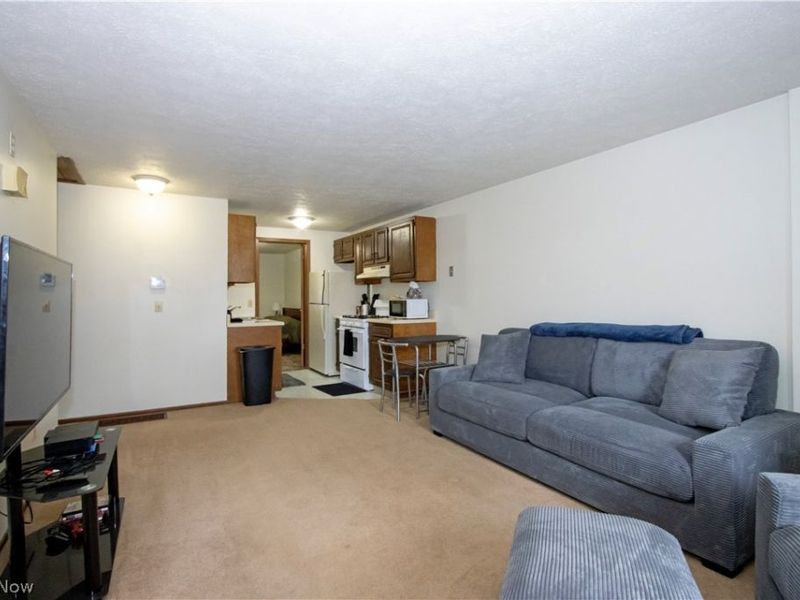 689 Colony Road , Canal Fulton, OH 44614 Photo 6
