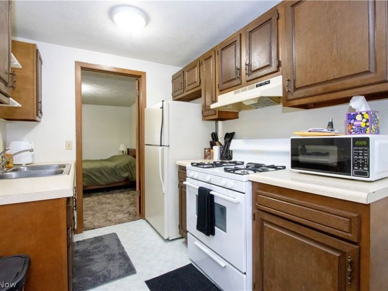 689 Colony Road , Canal Fulton, OH 44614 Photo 8