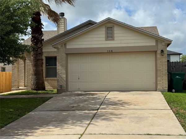 106 Blanco Woods BLVD, Elgin, TX 78621