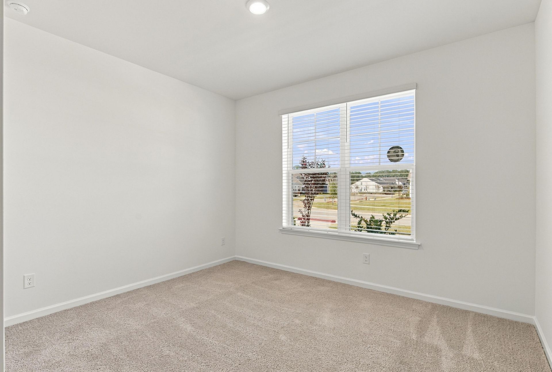 440 White Magnolia Street Photo 18