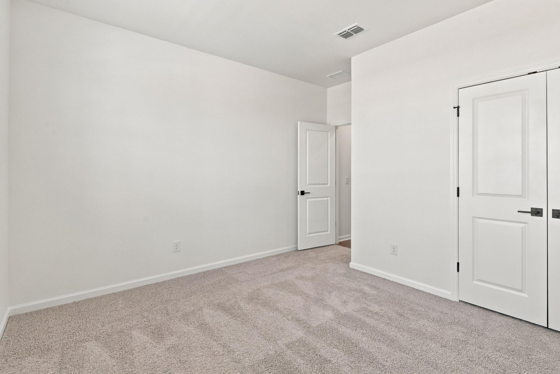 440 White Magnolia Street Photo 19
