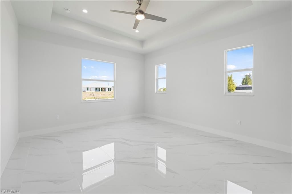 121 NE 8th Ter , Cape Coral, FL 33909 Photo