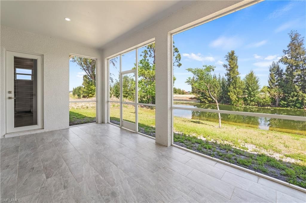121 NE 8th Ter , Cape Coral, FL 33909 Photo