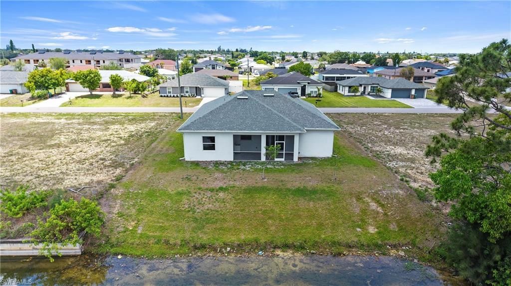 121 NE 8th Ter , Cape Coral, FL 33909 Photo