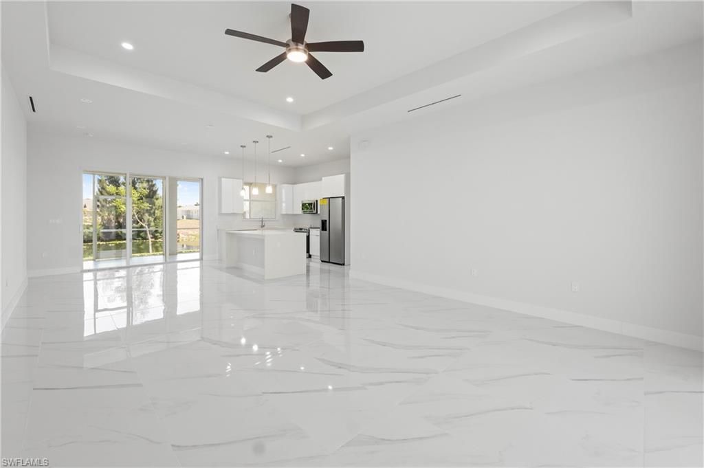 121 NE 8th Ter , Cape Coral, FL 33909 Photo