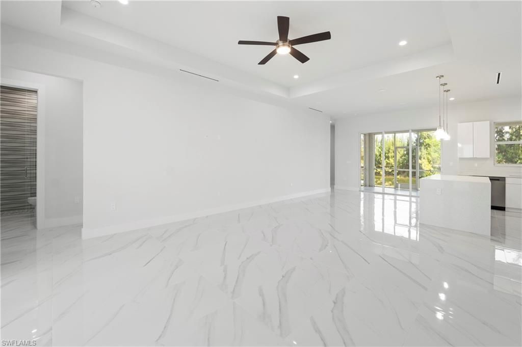 121 NE 8th Ter , Cape Coral, FL 33909 Photo