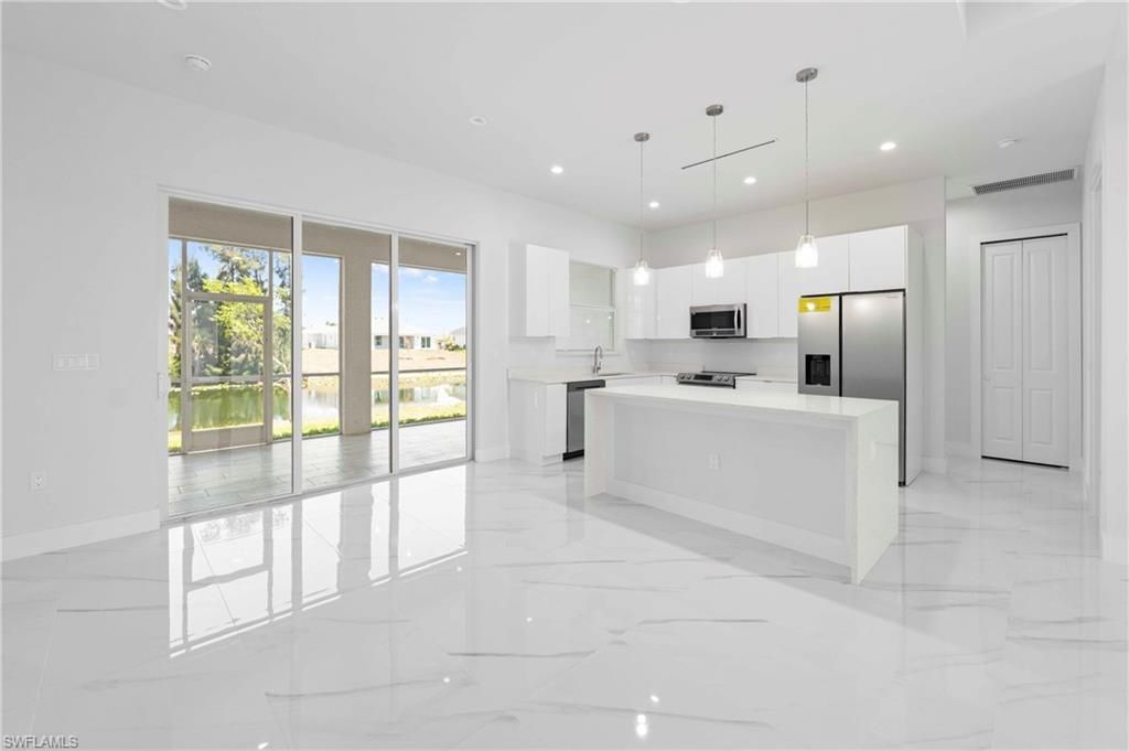 121 NE 8th Ter , Cape Coral, FL 33909 Photo