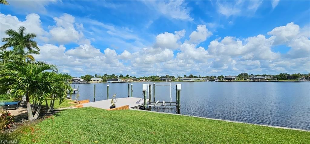 1802 Lakeview Blvd, North Fort Myers, FL 33903 Photo