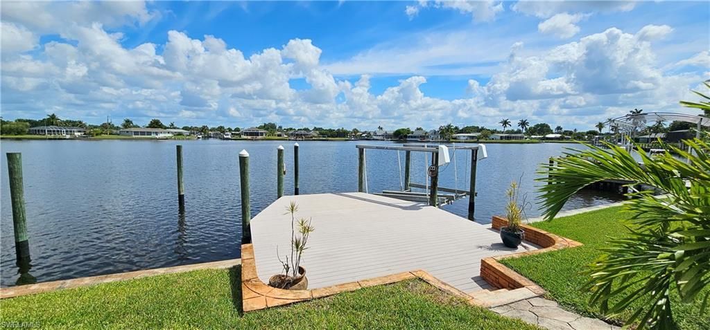 1802 Lakeview Blvd, North Fort Myers, FL 33903 Photo